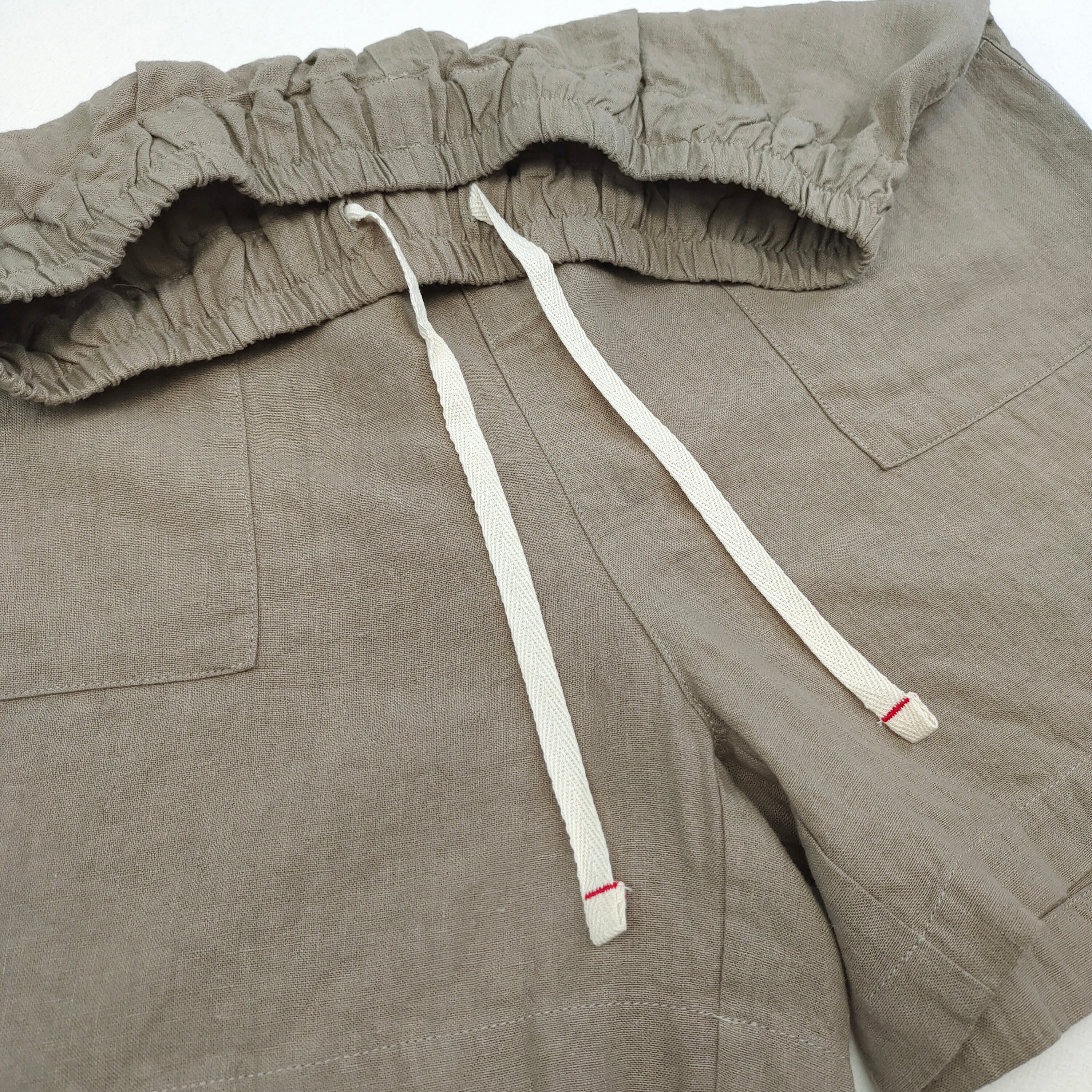 Women’s Casual High Waist Cotton Linen Shorts – Loose Fit Summer Shorts with Large Pockets